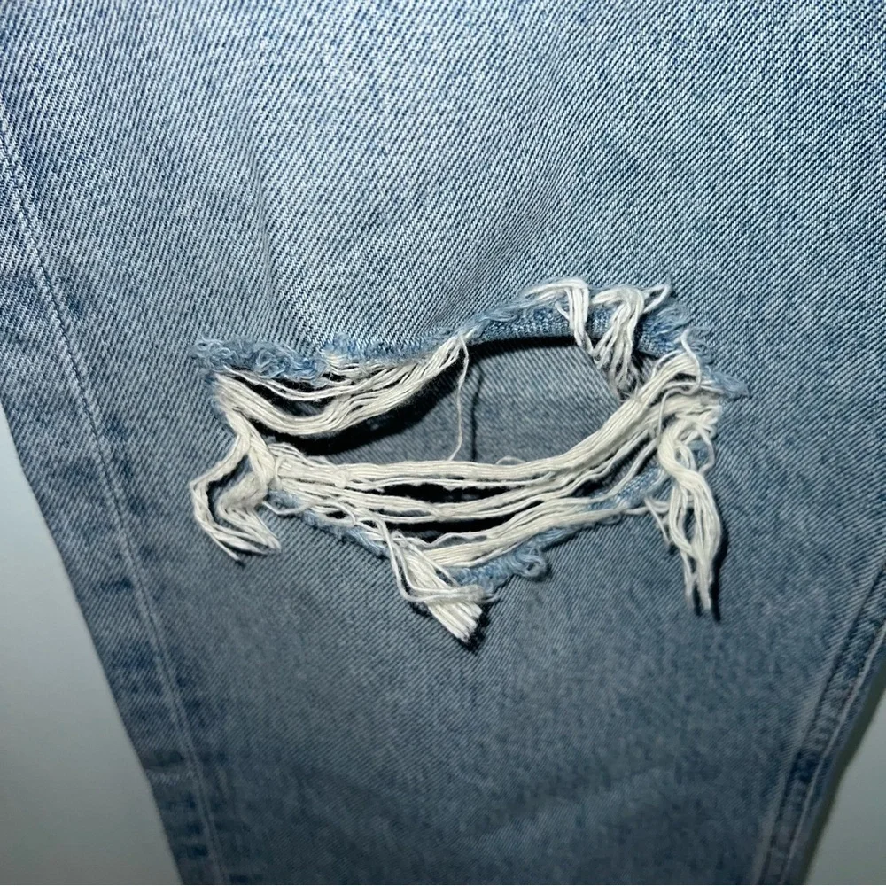 Agolde 90’s High Rise Straight Leg Women's Distressed Light Blue Jeans Size 26 - Picture 5 of 14